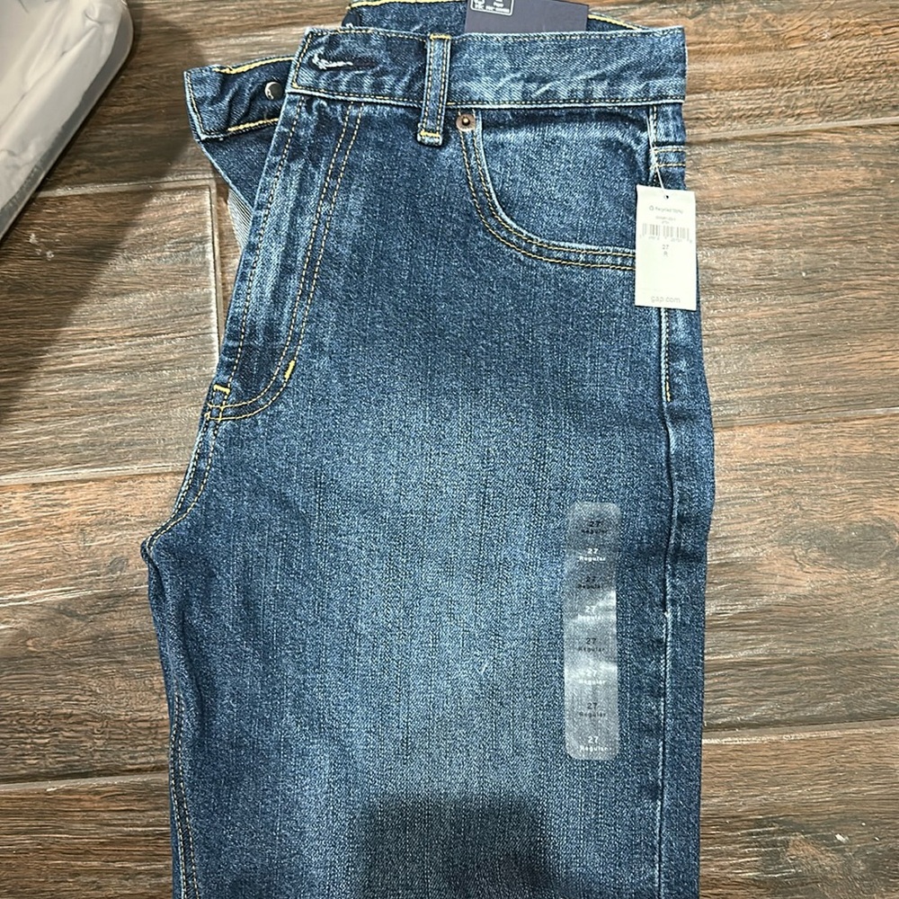 GAP mom Jean
